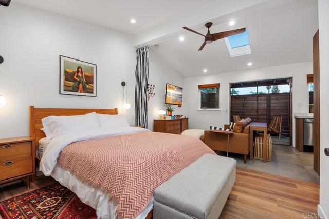 803 Saxony Road, Encinitas CA: https://media.crmls.org/mediaz/d9fcd77e-6fa1-49a9-8b65-17d1c1a20f1d.jpg