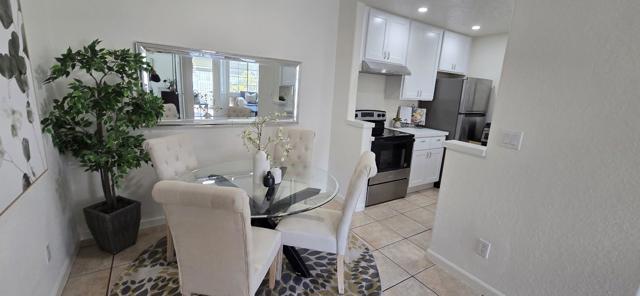 903 Lake Tahoe Court, San Jose CA: https://media.crmls.org/mediaz/d9fd3b4b-8703-4b2f-89fa-4f0bbf35fada.jpg