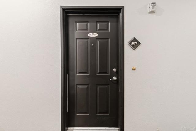 10832 Scripps Ranch Blvd., San Diego CA: https://media.crmls.org/mediaz/d9fd9f61-ab2e-4149-8db4-5a52593fb5b4.jpg
