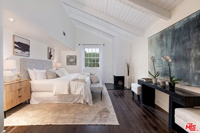 Drew Fenton | 1060 Chantilly Road Los Angeles CA | MLS: 7551623