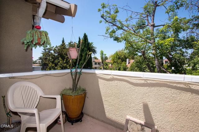 Detail Gallery Image 37 of 42 For 202 S Holliston Ave #301,  Pasadena,  CA 91106 - 3 Beds | 4 Baths