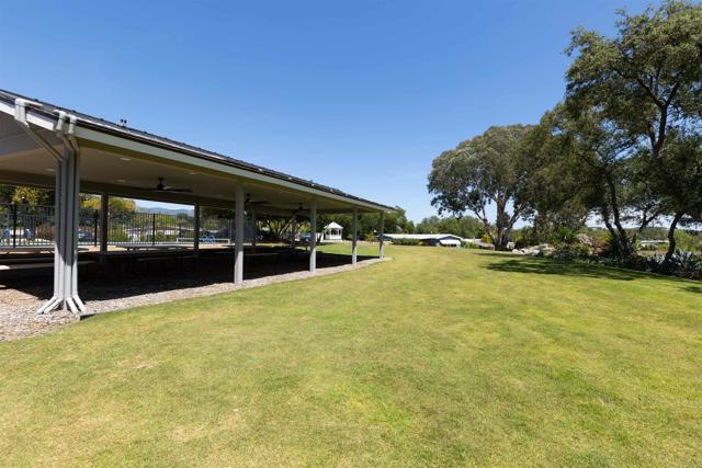 18218 Paradise Mountain Road, Valley Center CA: https://media.crmls.org/mediaz/da0021bd-b664-4969-89a8-178ea66a8f92.jpg