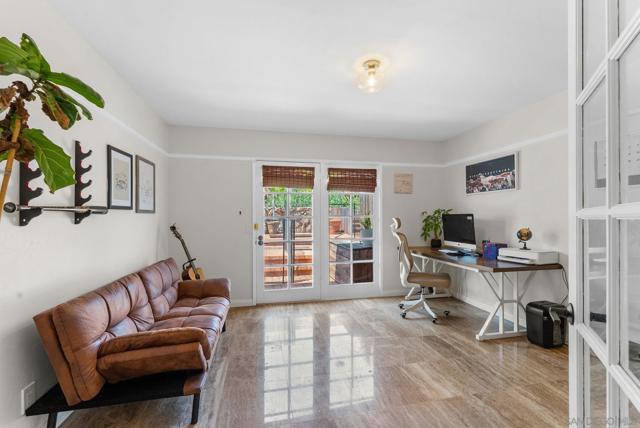925 Moody Dr, Escondido CA: https://media.crmls.org/mediaz/da01e704-e70d-428b-8eb8-64804bbea30b.jpg
