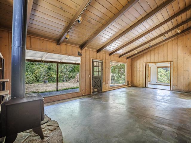 4151 Freedom Boulevard, Aptos CA: https://media.crmls.org/mediaz/da0225ec-52a5-4e87-8b8f-e144b56077fb.jpg