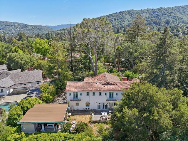 18211 Saratoga Los Gatos Road, Monte Sereno CA: https://media.crmls.org/mediaz/da022b8f-c947-4d29-84ff-5e96759e5622.jpg