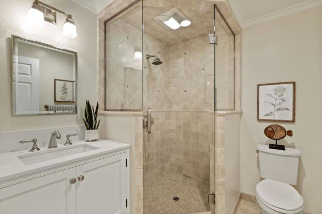 16541 Cypress Way, Los Gatos CA: https://media.crmls.org/mediaz/da026835-441a-4320-813e-bdf26f3a4572.jpg