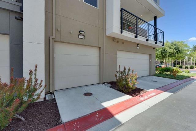 5714 Synergy Court, San Jose CA: https://media.crmls.org/mediaz/da02bd40-5d5f-4034-b4a6-c69b93d07912.jpg