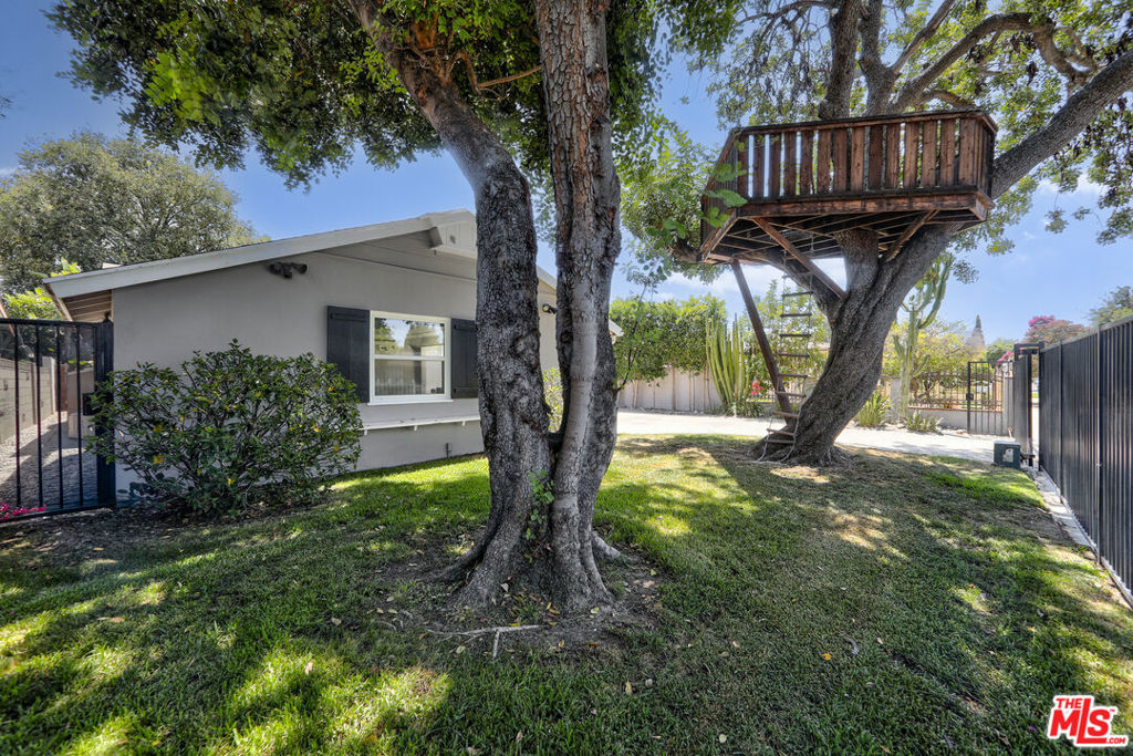 MLS #26862193 image #42