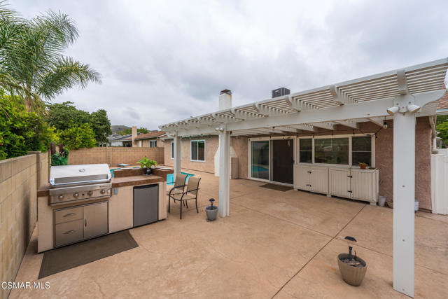 2705 N Broadmoor Avenue, Simi Valley CA: https://media.crmls.org/mediaz/da03c737-49a0-437f-b4a7-fd4a250e8ef8.jpg