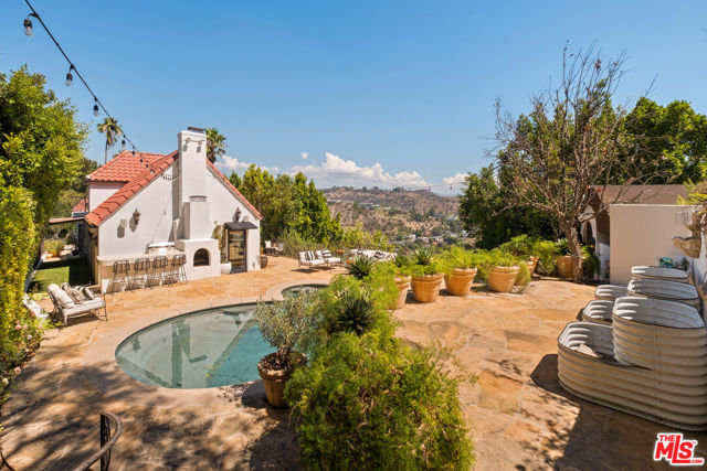 3 Bed Home for Sale in Los Angeles, California