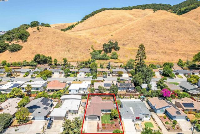 Image 37 of 42 For 38392 Nebo Dr