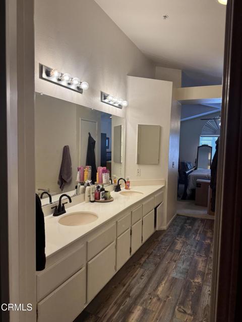 Detail Gallery Image 18 of 43 For 1174 Oyster Pl #15,  Oxnard,  CA 93030 - 4 Beds | 2/1 Baths