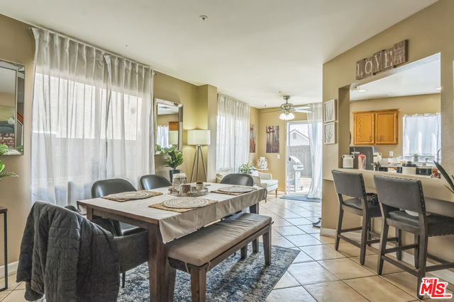16230 Trailwinds Drive, Fontana CA: https://media.crmls.org/mediaz/da066233-5b5e-492a-8e15-7e333d8ea2ba.jpg