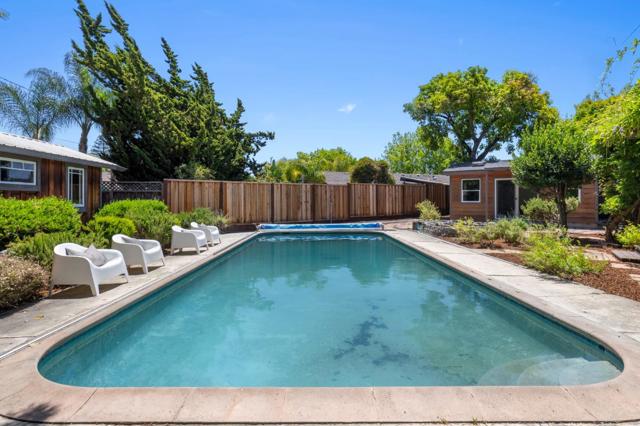 934 Hickory Way, Fremont CA: https://media.crmls.org/mediaz/da07de51-3bc0-43c2-b2e0-afdb45bf3043.jpg