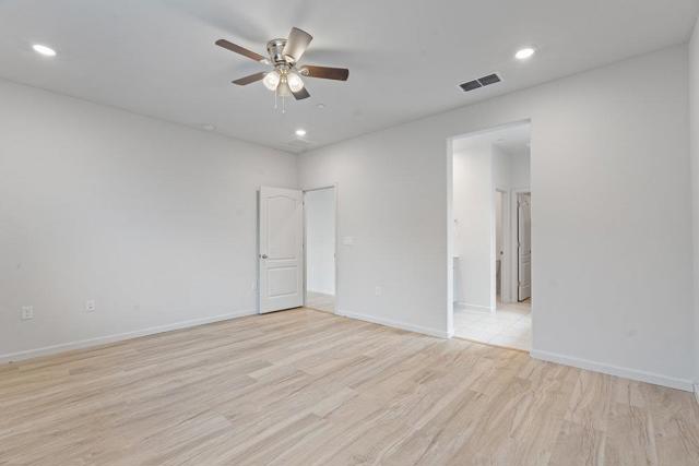 2141 Wildflower Drive, Hollister CA: https://media.crmls.org/mediaz/da08018b-0aa1-4d3e-a819-e3b41132f0f1.jpg