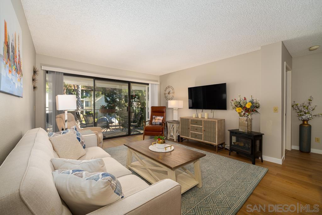 17617 Pomerado Rd - photo 3