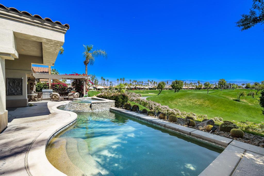 MLS #219135413DA image #29