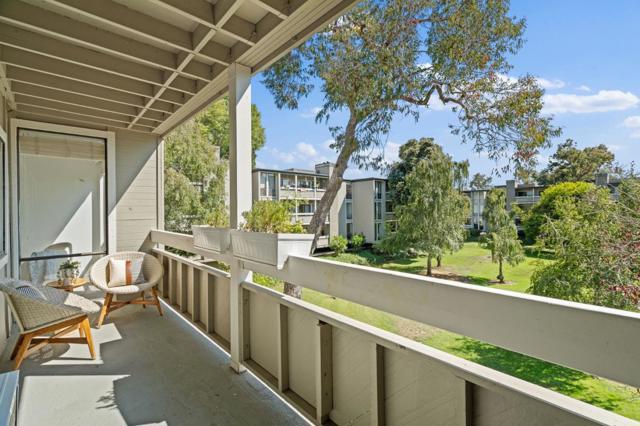 1081 Beach Park Boulevard, Foster City CA: https://media.crmls.org/mediaz/da09312d-8be2-4fdd-a3f5-be9258f99bfd.jpg
