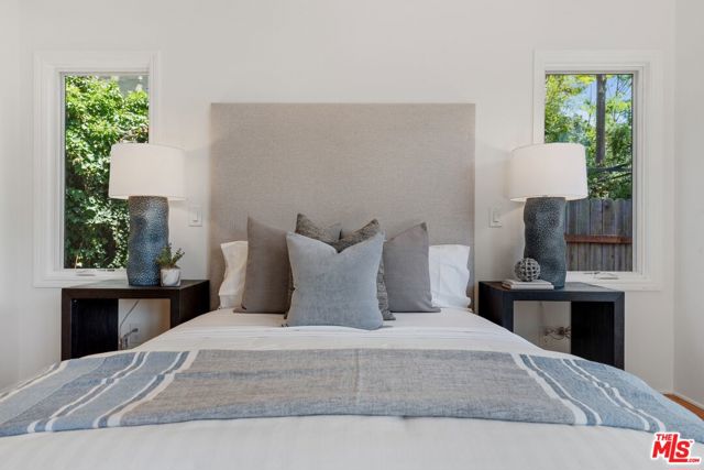 2116 Princeton Avenue, Los Angeles CA: https://media.crmls.org/mediaz/da09a5b6-0782-4db6-a091-2ea27deb2b4d.jpg
