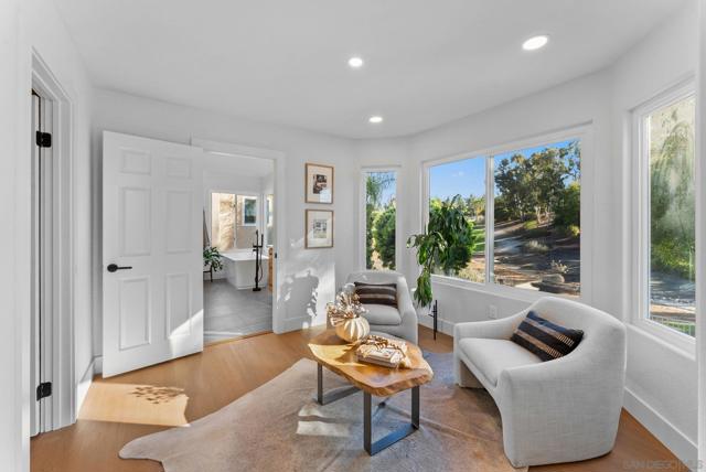 12257 Avenida Consentido, San Diego CA: https://media.crmls.org/mediaz/da0a9fbd-872b-4612-b964-68841eef0a48.jpg