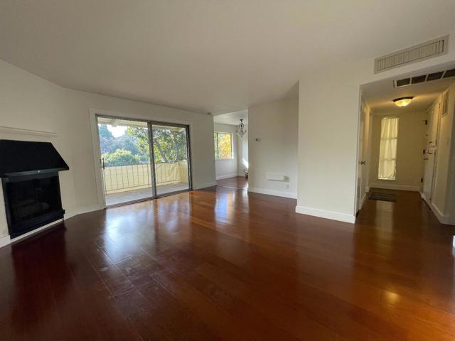 420 Alberto Way, Los Gatos CA: https://media.crmls.org/mediaz/da0b5b27-e63c-40c6-a310-32221bb1493f.jpg