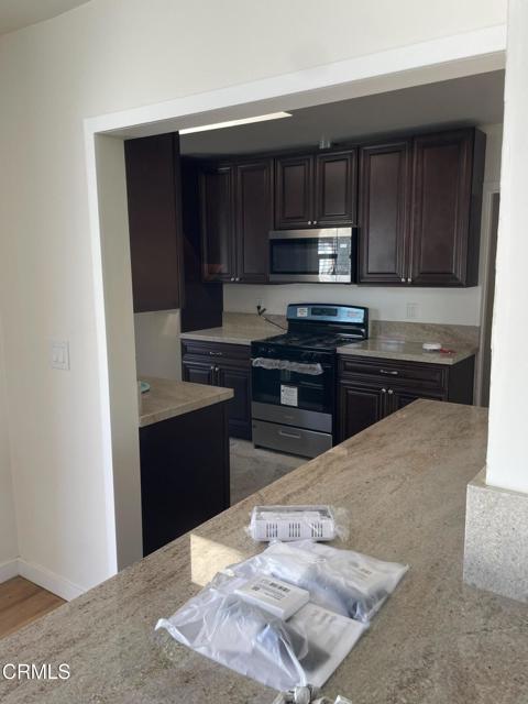 Detail Gallery Image 20 of 38 For 5741 E 23rd St, Long Beach,  CA 90815 - 3 Beds | 3/1 Baths