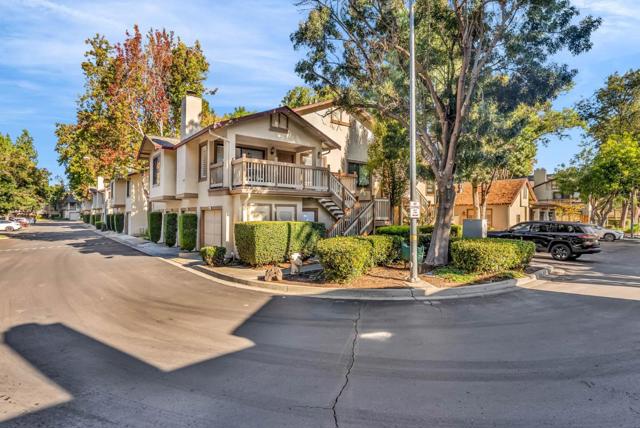 38784 Huntington Circle, Fremont CA: https://media.crmls.org/mediaz/da0c47d3-06b4-4ba1-bd94-f07ceddedfb1.jpg