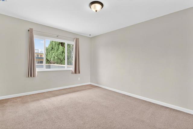 273 MacArthur Blvd, Oakland CA: https://media.crmls.org/mediaz/da0d1d53-7488-409f-b84f-88153d8aeab0.jpg