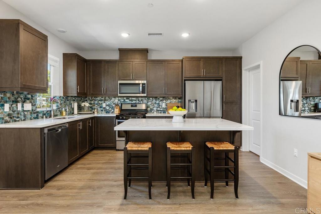 805 Blackstone Drive - photo 8
