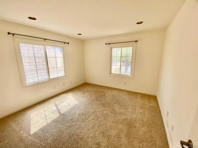 1326 Caminito Arriata, La Jolla CA: https://media.crmls.org/mediaz/da0d56ff-e517-4543-965b-7108ba2c52eb.jpg