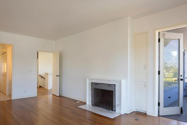 2416 Bay View Avenue, Carmel CA: https://media.crmls.org/mediaz/da0dbd35-472d-44d3-82b6-cfb78a702893.jpg