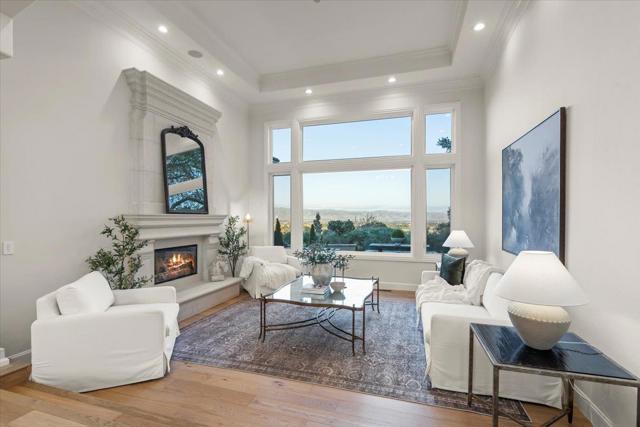 1750 Vista Del Sur, Gilroy CA: https://media.crmls.org/mediaz/da0f57b4-bb57-4b53-87d1-507f85e43fe0.jpg