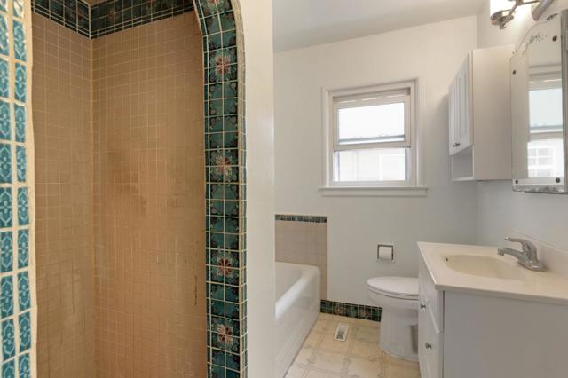 523 Hull Avenue, San Jose CA: https://media.crmls.org/mediaz/da0f78da-e2b8-432e-9ac9-1f10e023d22f.jpg