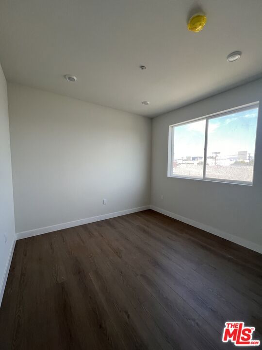 1228 1/2 S Berendo Street, Los Angeles CA: https://media.crmls.org/mediaz/da0fc53f-ef2a-4a0f-be2c-dcf524f5e927.jpg