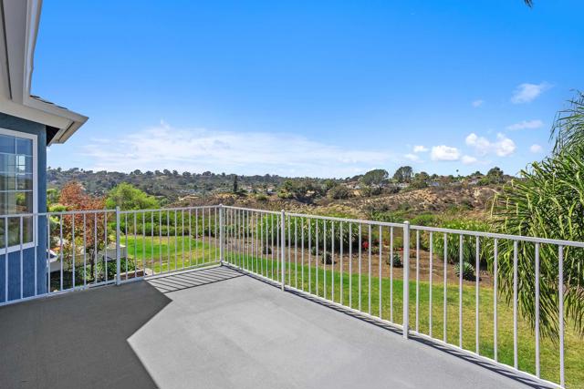 Detail Gallery Image 23 of 30 For 3664 Lorimer Ln, Encinitas,  CA 92024 - 5 Beds | 4 Baths