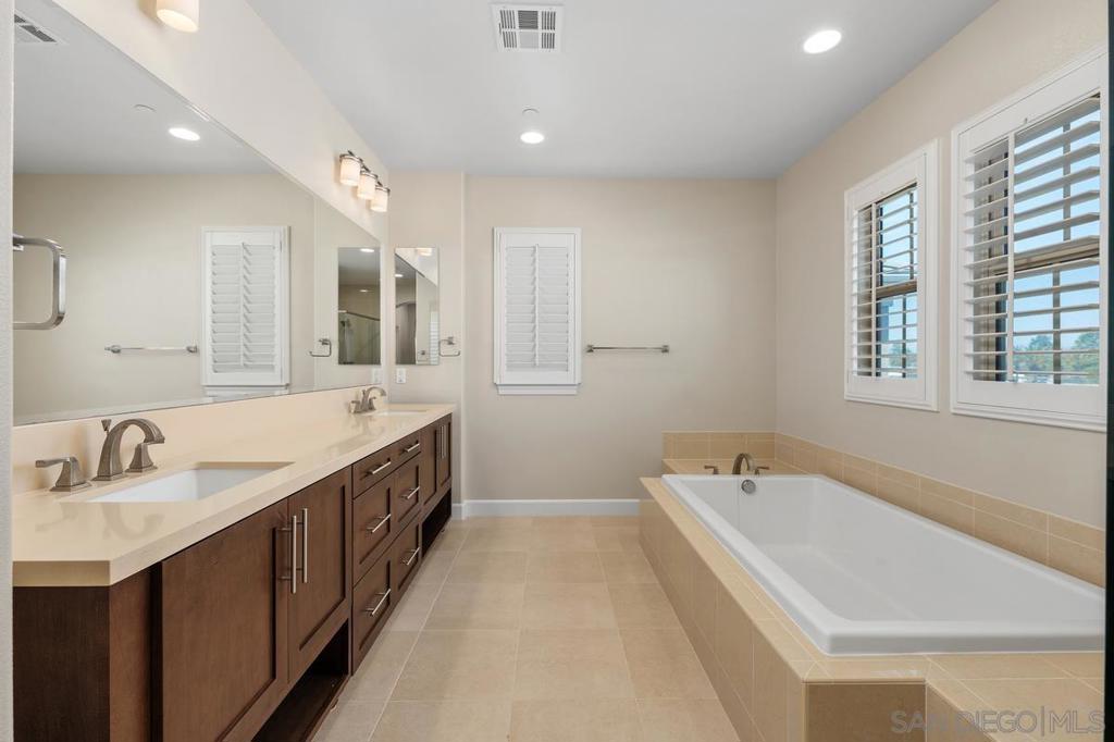 6376 Quail Run - photo 17