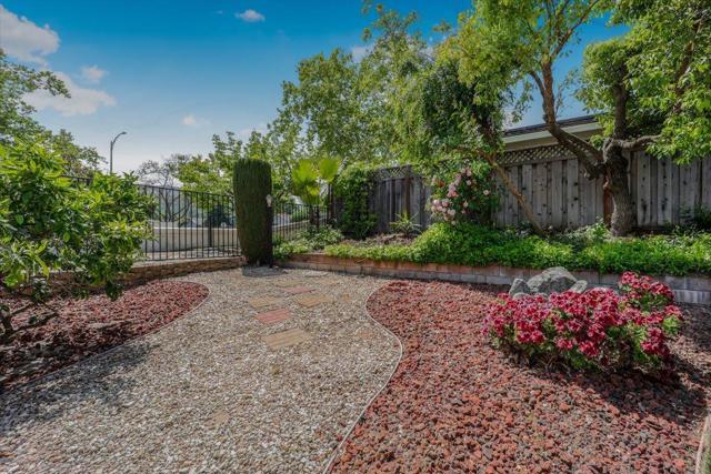 6071 Vilmar Avenue, San Jose CA: https://media.crmls.org/mediaz/da120cb3-fd2d-4584-b4b6-25256ef311a2.jpg