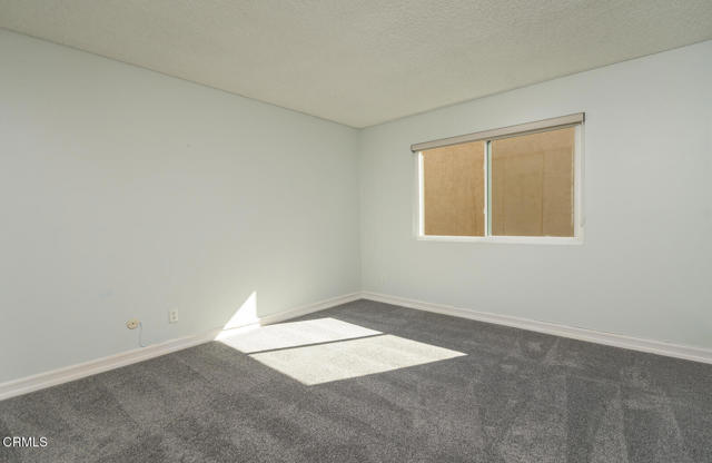 Detail Gallery Image 7 of 21 For 3481 Stancrest Dr #223,  Glendale,  CA 91208 - 2 Beds | 2 Baths