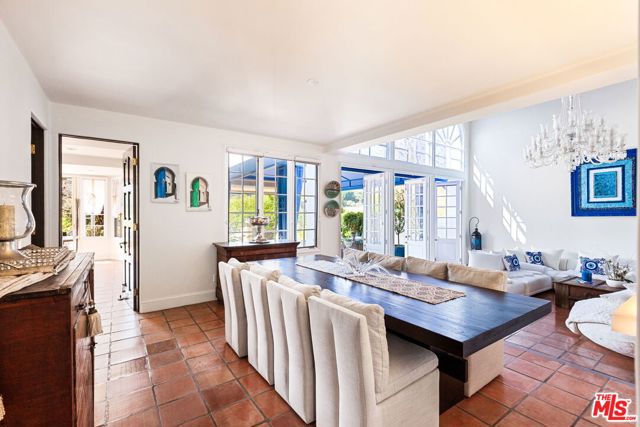 Drew Fenton | 2113 Stoney Hill Road Los Angeles CA | MLS: 7403799