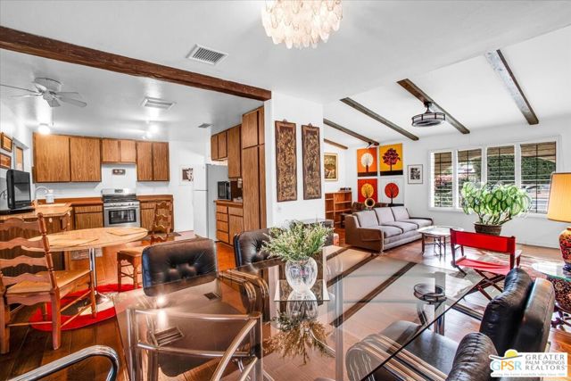 2250 Tamarisk Road, Palm Springs CA: https://media.crmls.org/mediaz/da1379da-279d-4c53-b60e-4caa827be024.jpg