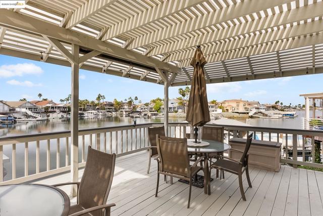 4210 Driftwood Pl, Discovery Bay CA: https://media.crmls.org/mediaz/da14c656-19fc-4ef9-8034-3aaaf3e42f8f.jpg