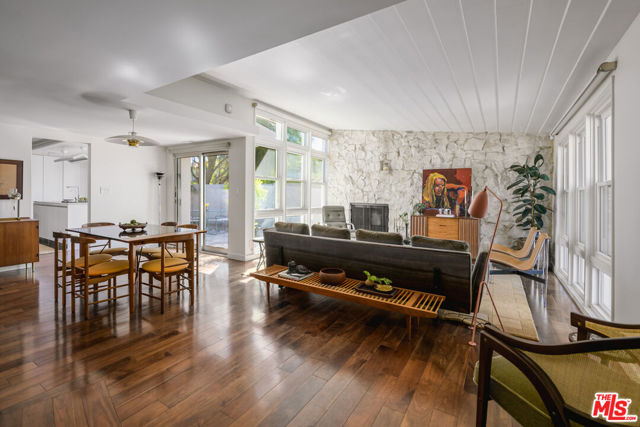 1856 Hi Point Street, Los Angeles CA: https://media.crmls.org/mediaz/da14d6e2-14ed-40d9-81d8-e337d2c2a573.jpg