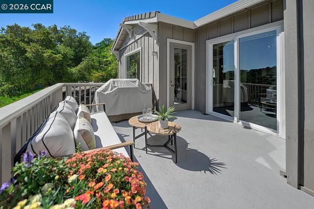 Image 15 of 55 For 2886 Saklan Indian Dr