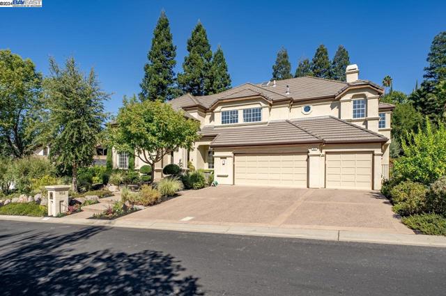 Image 4 of 48 For 952 Gray Fox Cir