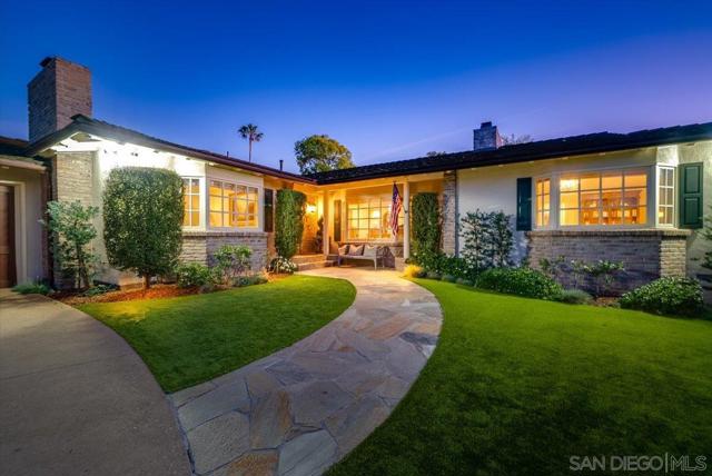 6150 La Fremontia, Rancho Santa Fe CA: https://media.crmls.org/mediaz/da161832-9dd9-4292-9604-0529ae5199ba.jpg