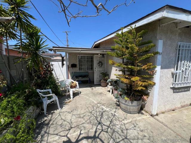 137 235Th St, Carson, California 90745, 4 Bedrooms Bedrooms, ,2 BathroomsBathrooms,Single Family Residence,For Sale,235Th St,240013947SD