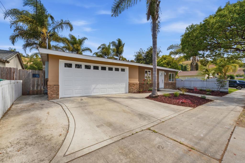 3247 Carolyn Circle - photo 4