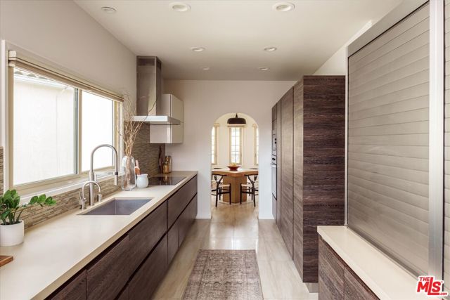 2268 Ben Lomond Drive, Los Angeles CA: https://media.crmls.org/mediaz/da19147b-5be3-4a4f-8b25-614df007189e.jpg