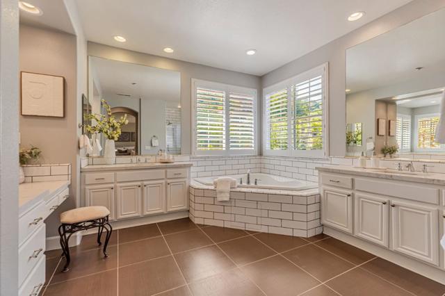 7473 Hoylake Court, Gilroy CA: https://media.crmls.org/mediaz/da193dae-ff55-41be-9e24-c7ceda9bcdf9.jpg