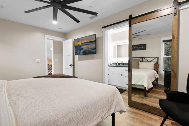 47145 Skyview Drive, Big Bear CA: https://media.crmls.org/mediaz/da1acd99-ea9b-4eca-9137-5054a0713a83.jpg